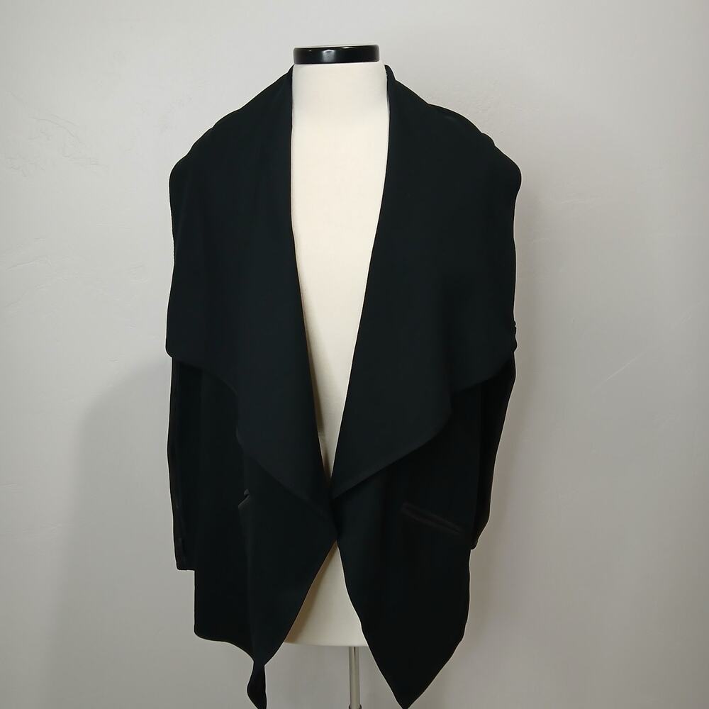 SPANX Black Drape Front Jacket in excellent condition. Perfect for travel!